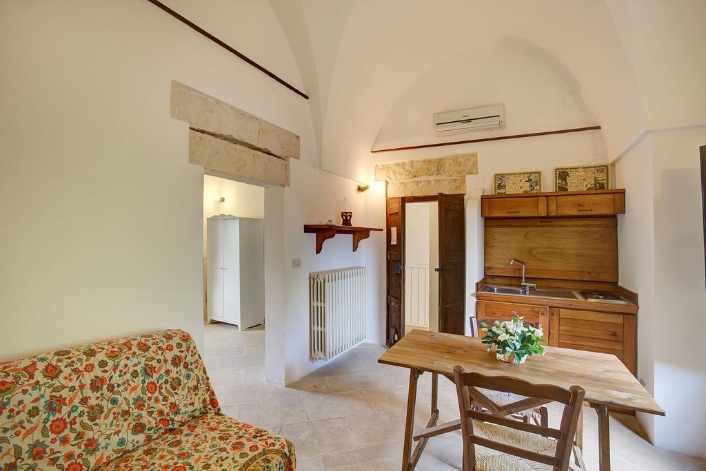 Tenuta Sant'Andrea Giuggianello Cameră foto